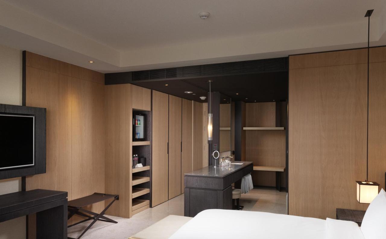 Crowne Plaza Tainan By Ihg Otel Dış mekan fotoğraf A room at the hotel
