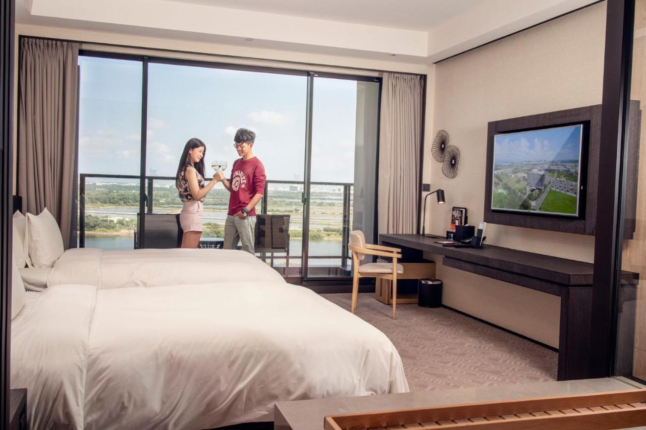Crowne Plaza Tainan By Ihg Otel Dış mekan fotoğraf Deluxe Room