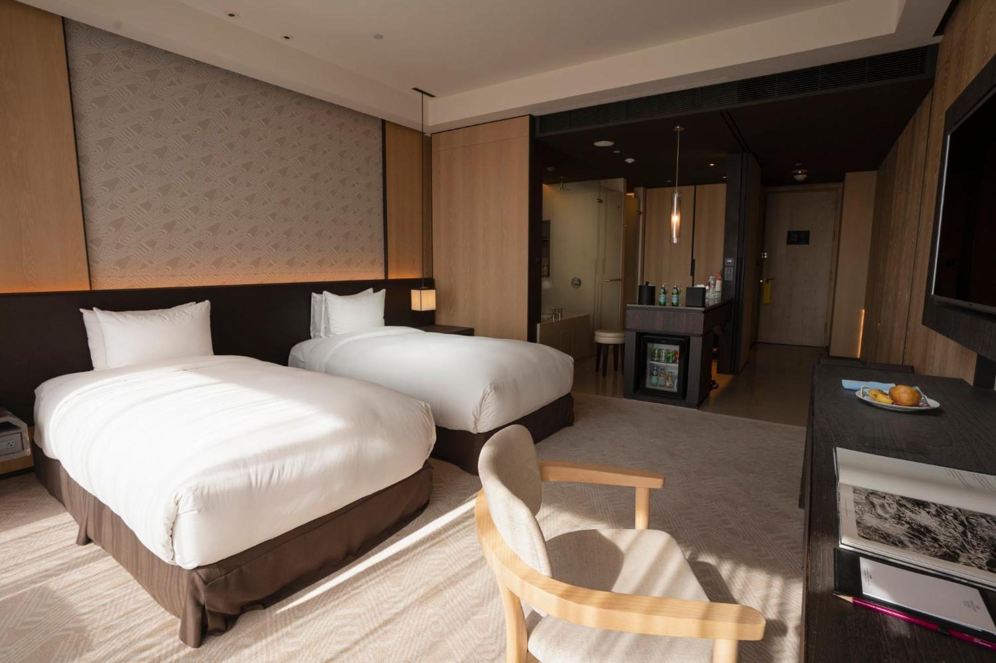 Crowne Plaza Tainan By Ihg Otel Dış mekan fotoğraf Deluxe Room