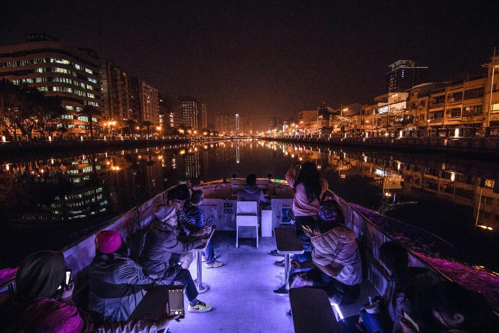 Crowne Plaza Tainan By Ihg Otel Dış mekan fotoğraf View of the city from the Nile
